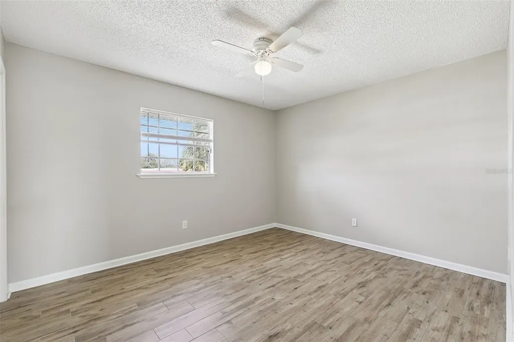 489 S Deerwood Avenue Orlando FL 32825