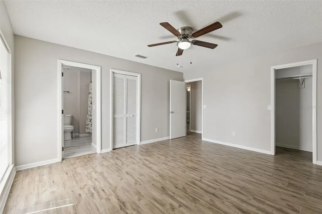 489 S Deerwood Avenue Orlando FL 32825
