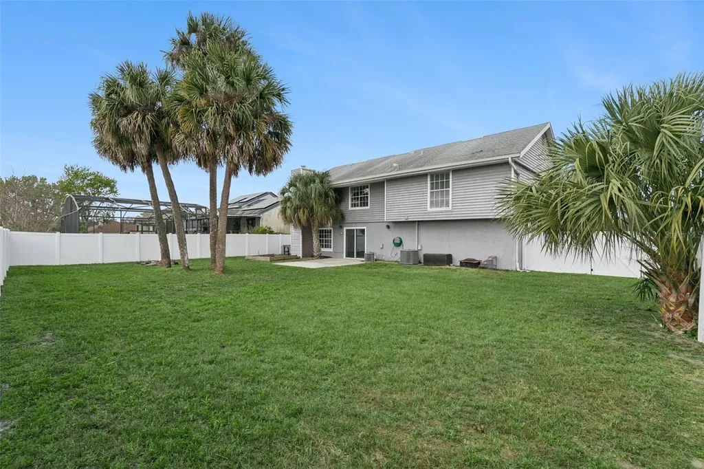 489 S Deerwood Avenue Orlando FL 32825