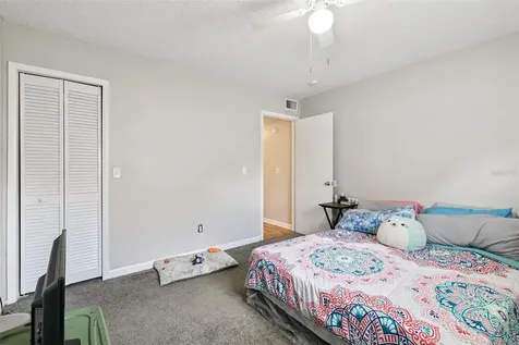 489 S Deerwood Avenue Orlando FL 32825