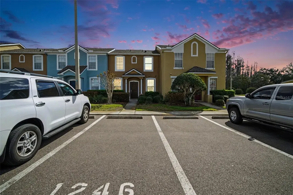 1246 Charlesworth Drive Wesley Chapel FL 33543