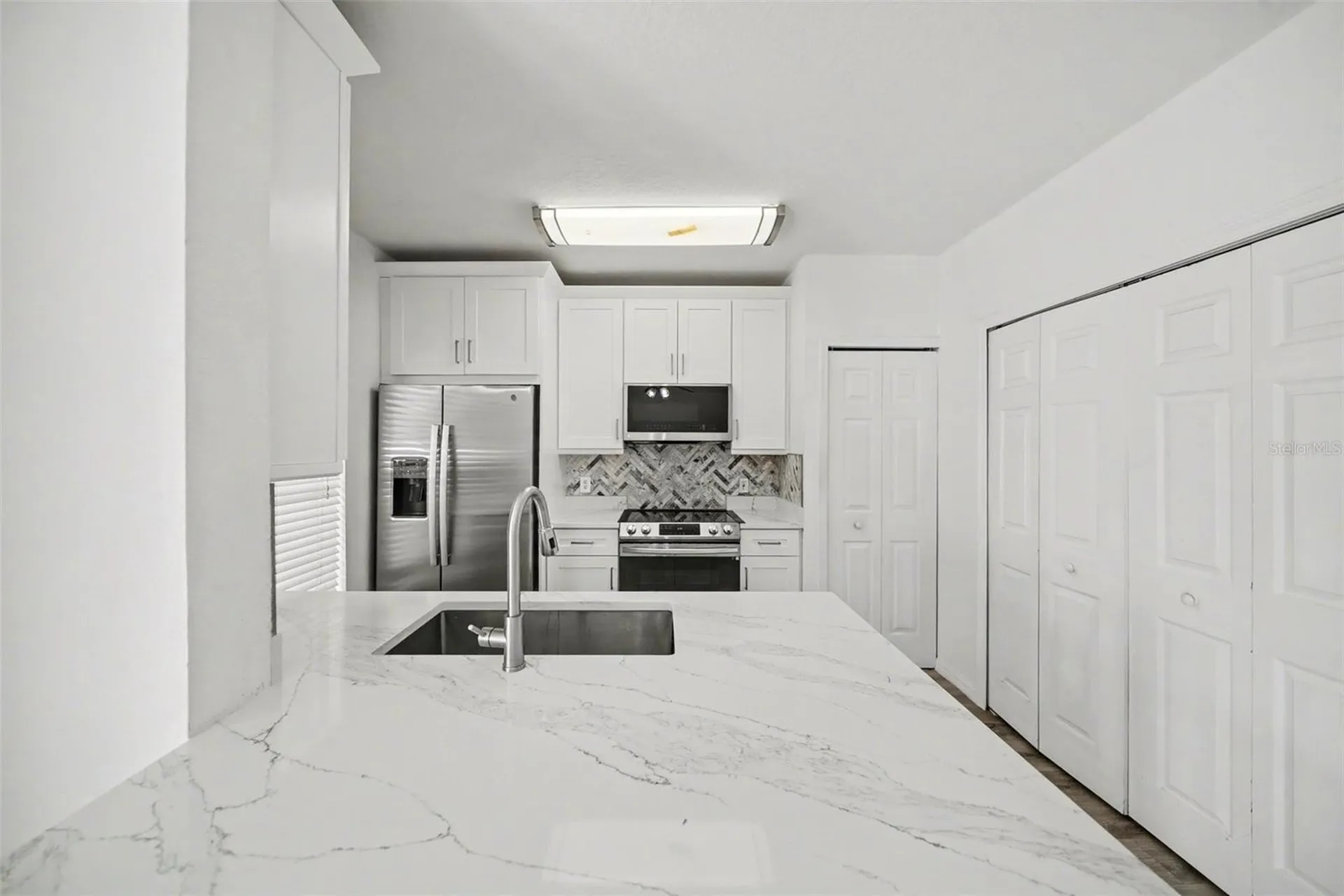 1246 Charlesworth Drive Wesley Chapel FL 33543