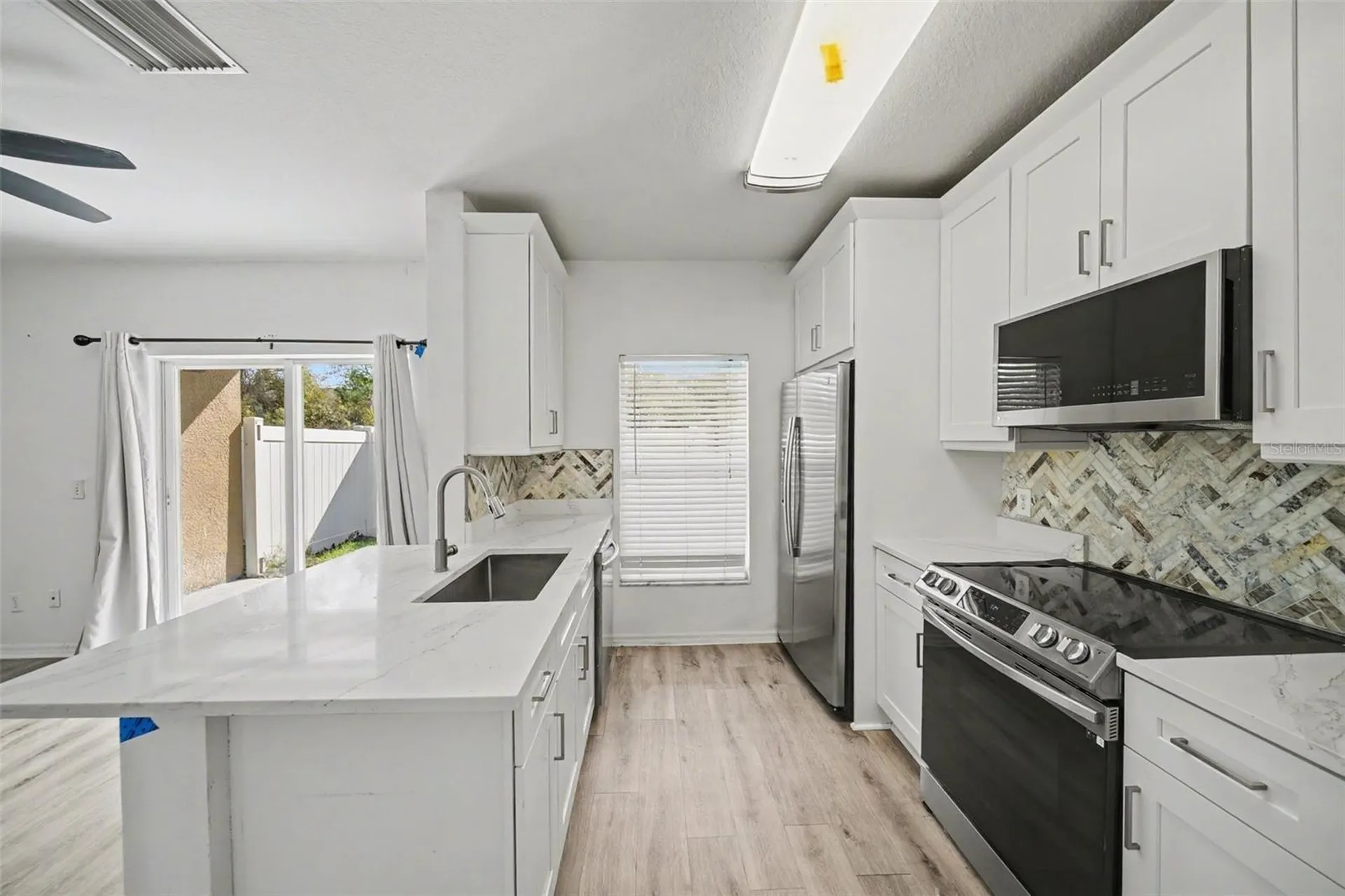 1246 Charlesworth Drive Wesley Chapel FL 33543