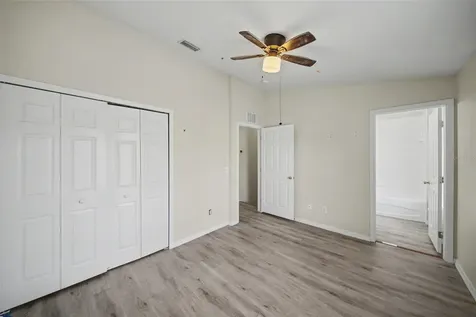 1246 Charlesworth Drive Wesley Chapel FL 33543