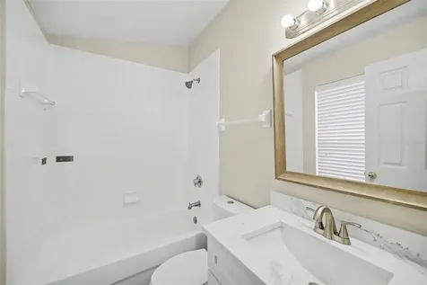 1246 Charlesworth Drive Wesley Chapel FL 33543