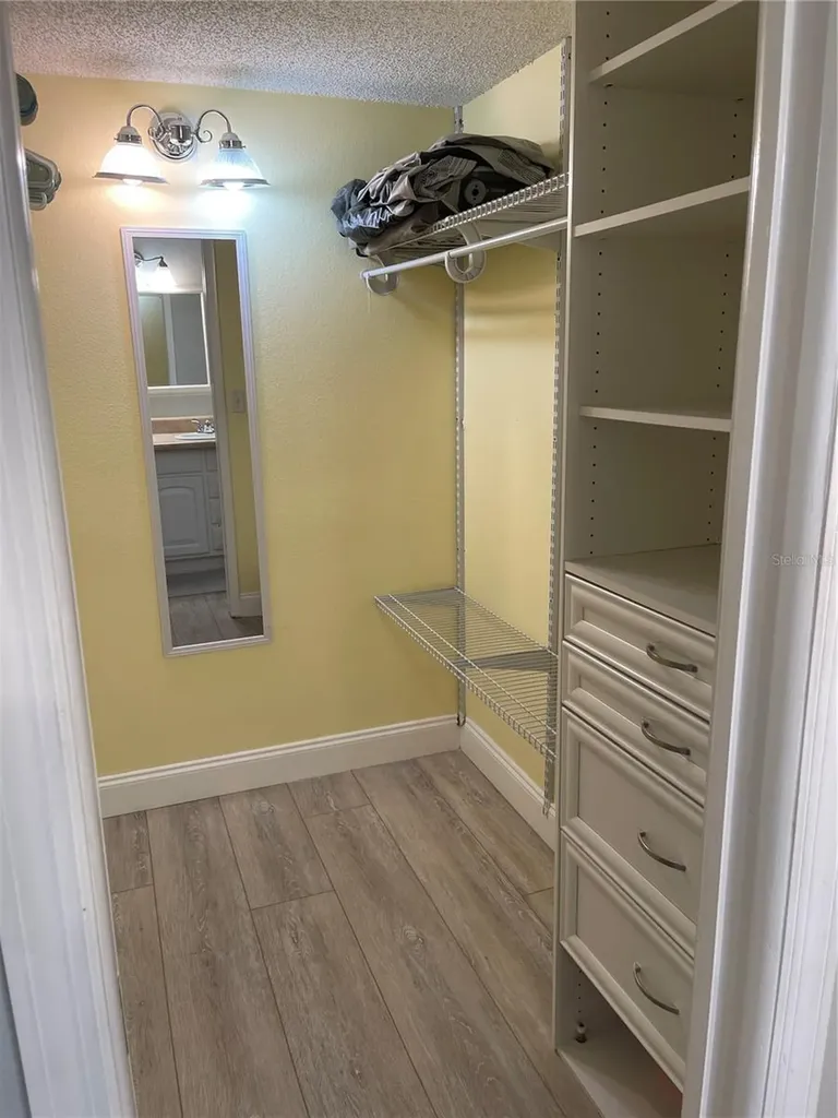7294 Cloister Drive Sarasota FL 34231