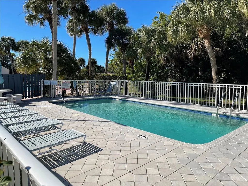 7294 Cloister Drive Sarasota FL 34231