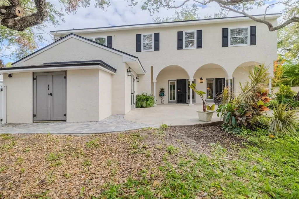 111 Esther Street New Smyrna Beach FL 32169