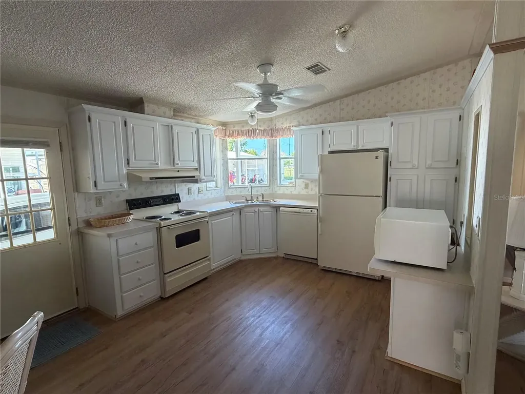208 Eagle Punta Gorda FL 33950