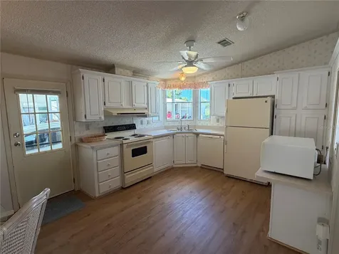 208 Eagle Punta Gorda FL 33950