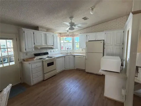 208 Eagle Punta Gorda FL 33950