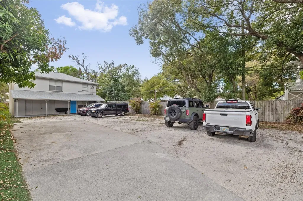 409 E Floribraska Avenue Tampa FL 33603