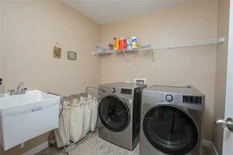 2427 Liner Avenue Apopka FL 32703