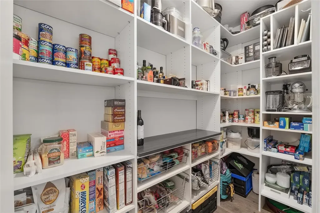 22885 NW 5th Place Newberry FL 32669