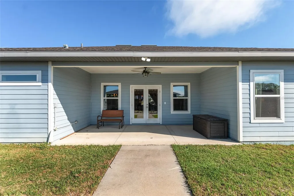 22885 NW 5th Place Newberry FL 32669