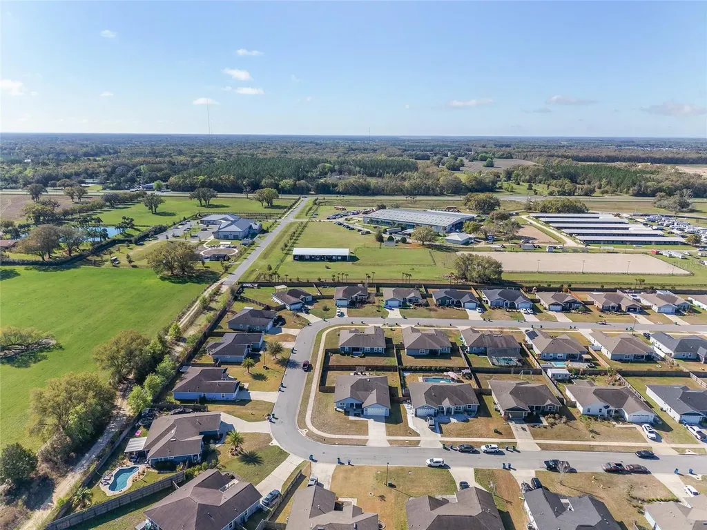22885 NW 5th Place Newberry FL 32669