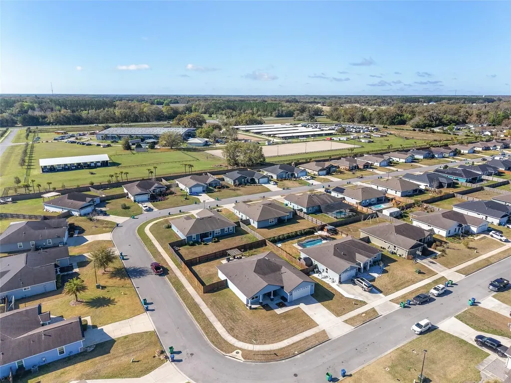 22885 NW 5th Place Newberry FL 32669