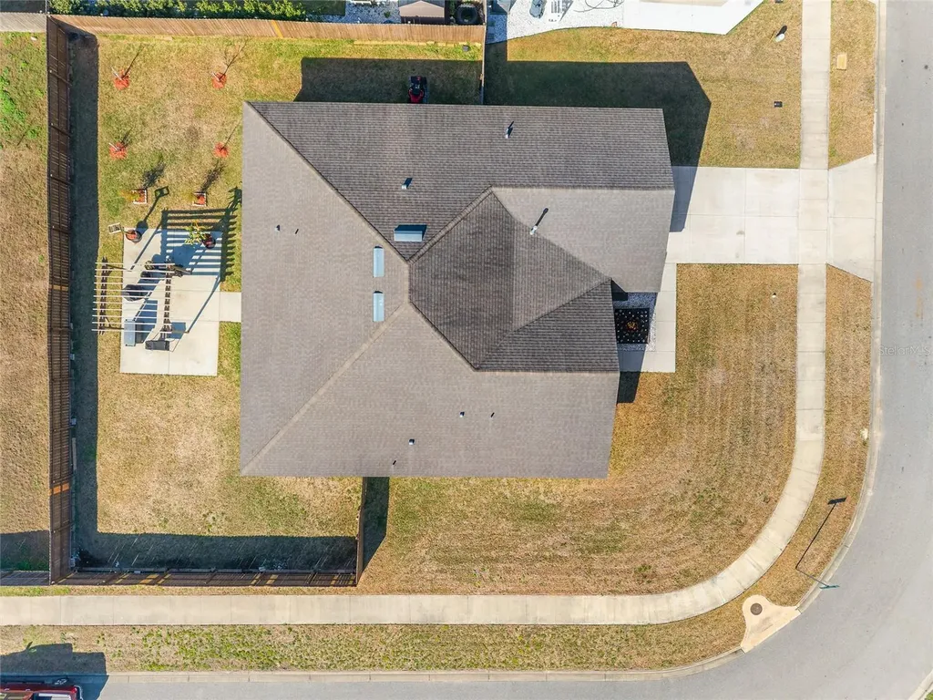 22885 NW 5th Place Newberry FL 32669