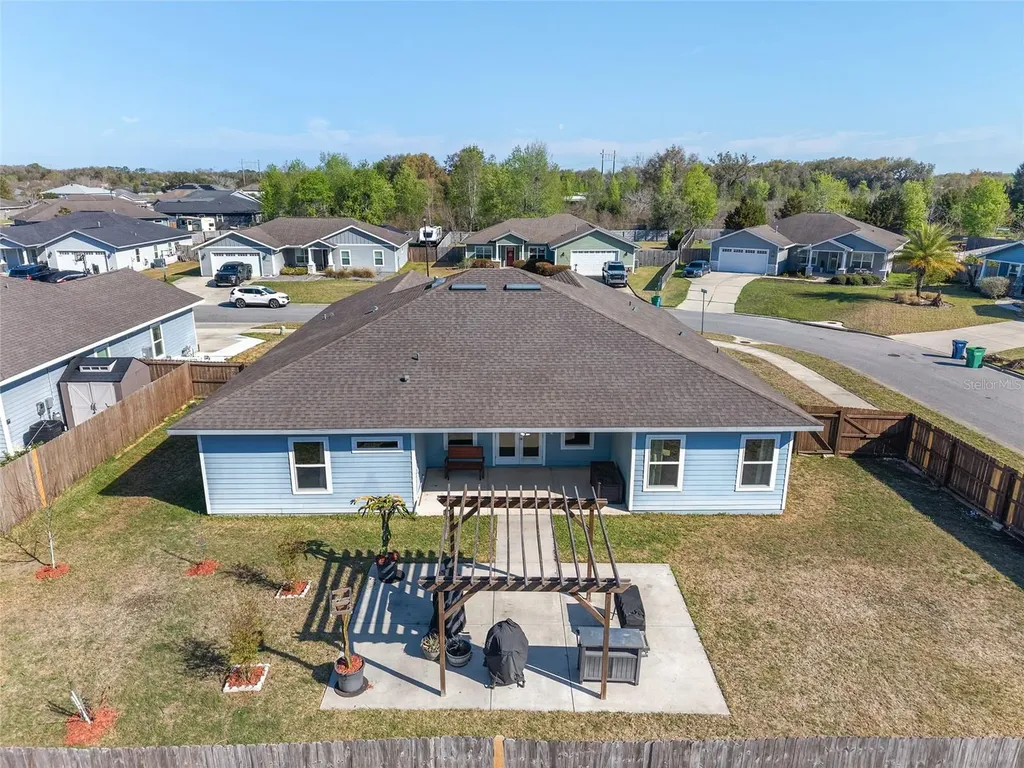 22885 NW 5th Place Newberry FL 32669