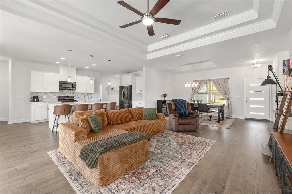 22885 NW 5th Place Newberry FL 32669