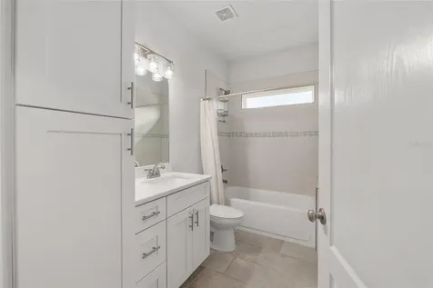 22885 NW 5th Place Newberry FL 32669