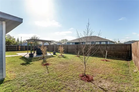 22885 NW 5th Place Newberry FL 32669