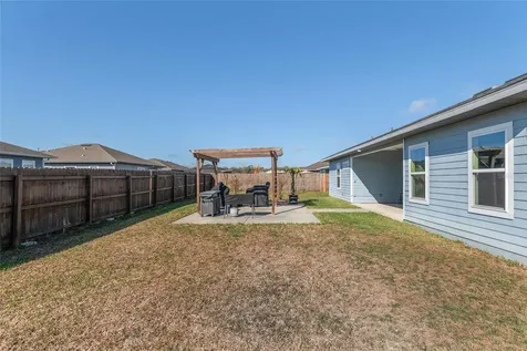22885 NW 5th Place Newberry FL 32669