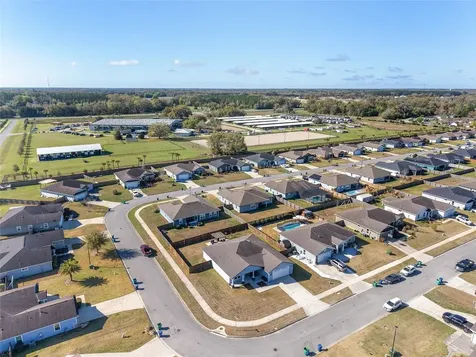 22885 NW 5th Place Newberry FL 32669