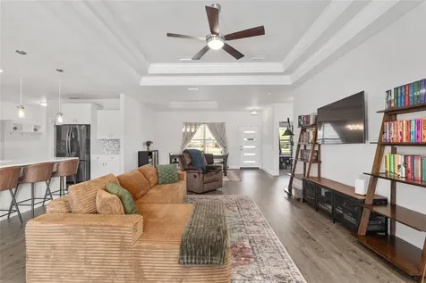 22885 NW 5th Place Newberry FL 32669
