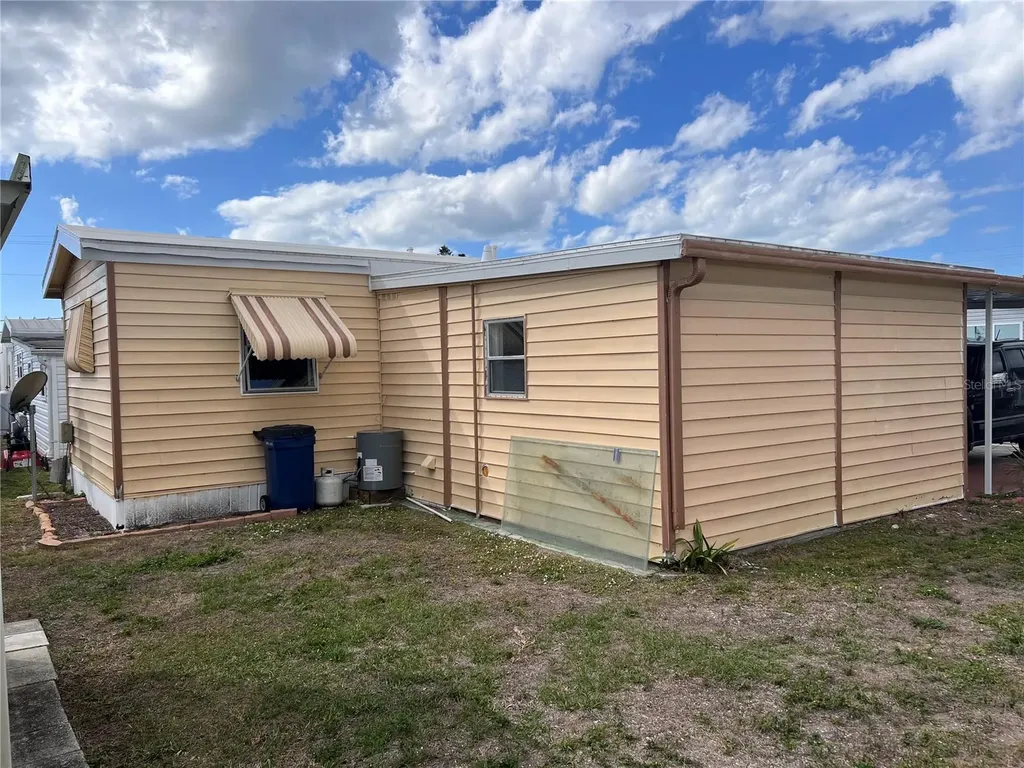 1411 21st Avenue Drive W Bradenton FL 34205