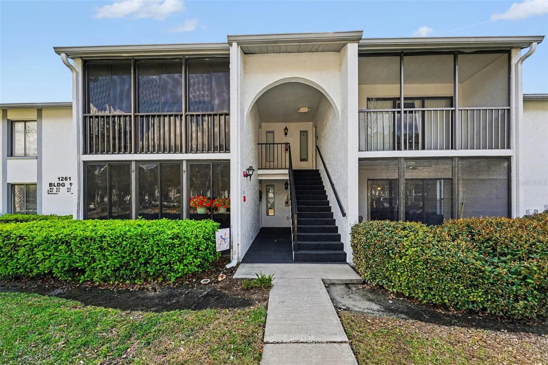 1261 Pine Ridge Circle W Tarpon Springs FL 34688
