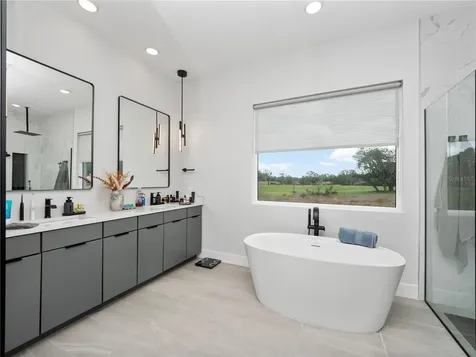 239 Hampton Loop Davenport FL 33837