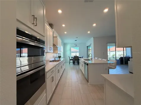 17165 Scuba Crest Street Wimauma FL 33598