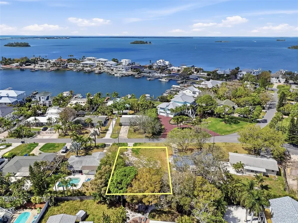 216 Shore Drive Palm Harbor FL 34683