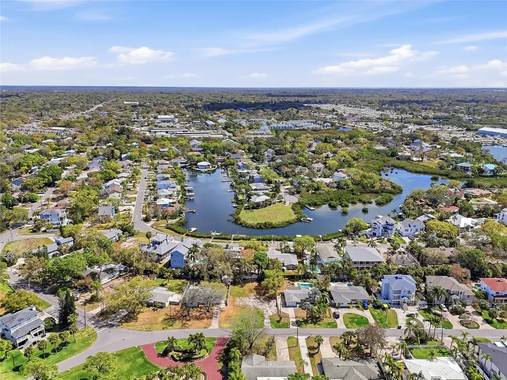 216 Shore Drive Palm Harbor FL 34683