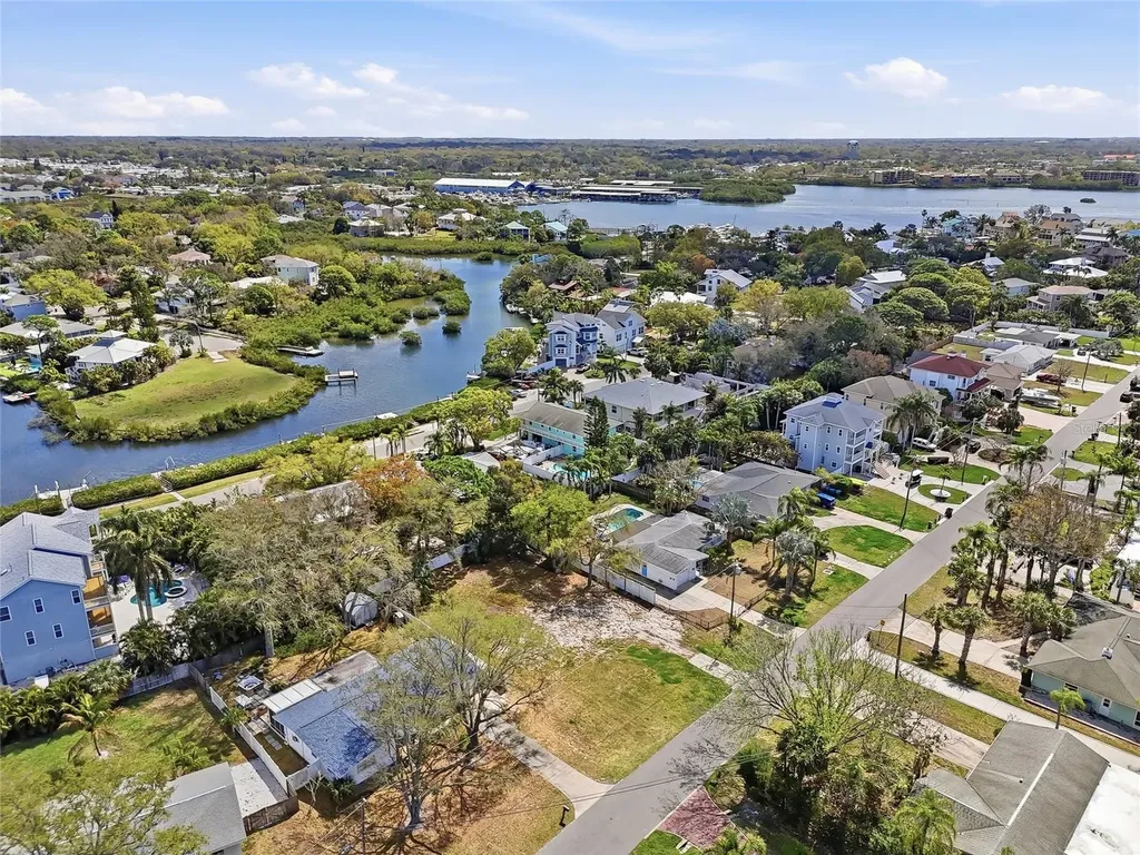 216 Shore Drive Palm Harbor FL 34683