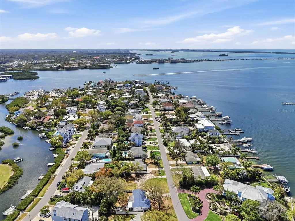 216 Shore Drive Palm Harbor FL 34683