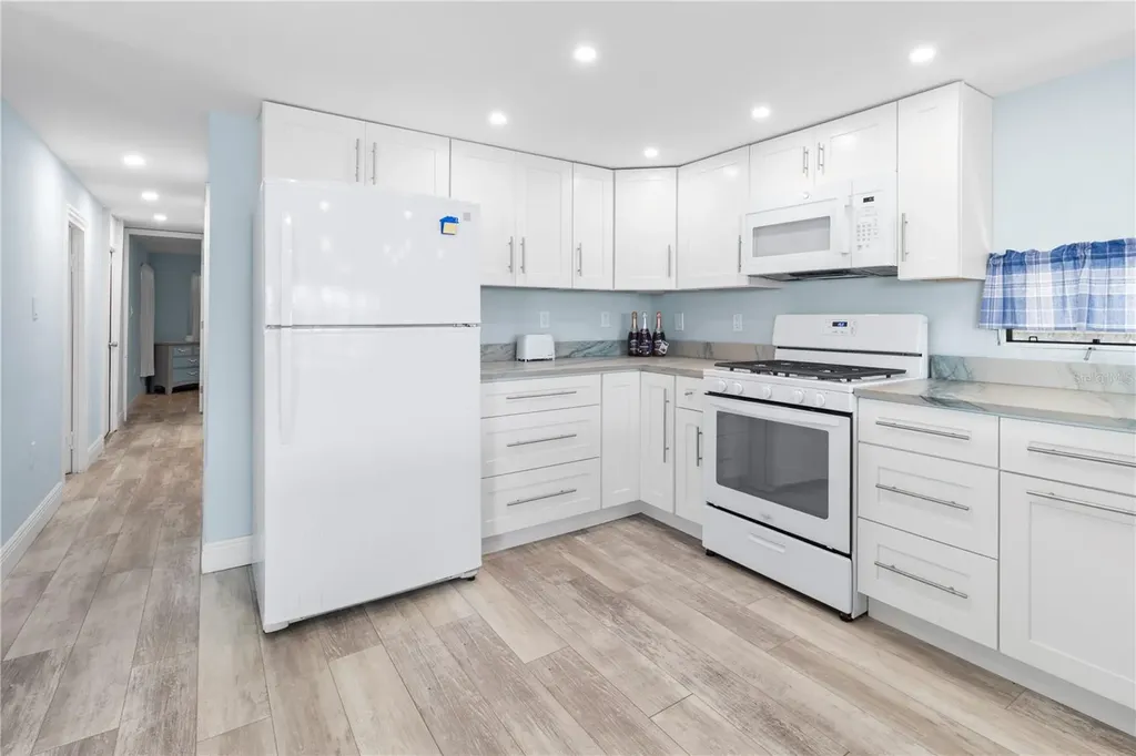 2812 14th Street W Palmetto FL 34221