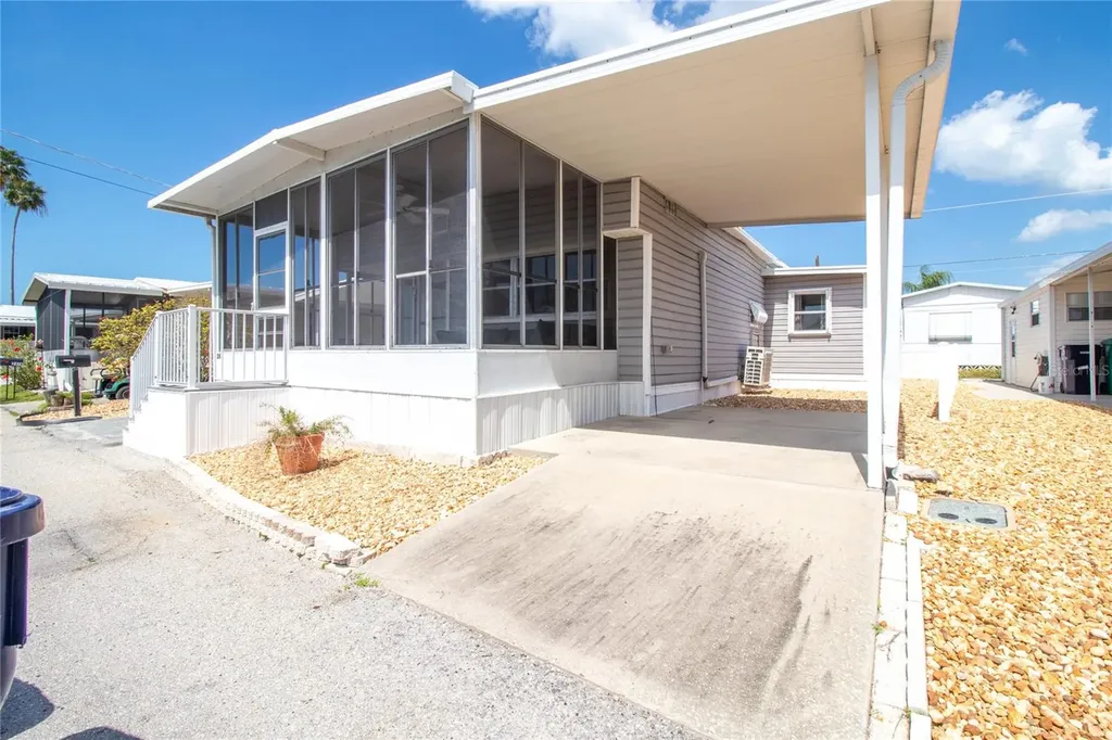 2812 14th Street W Palmetto FL 34221
