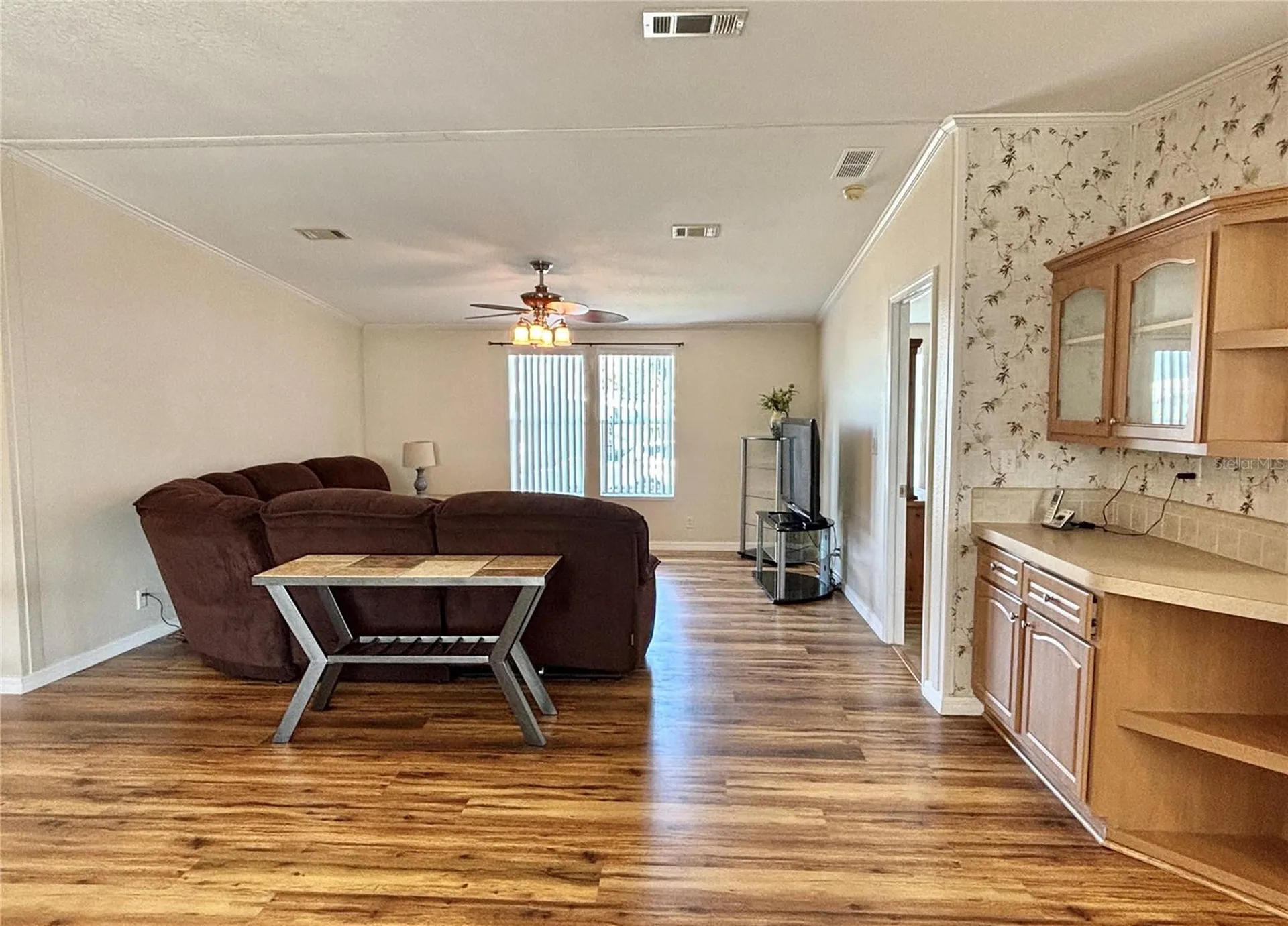 136 Americana Court NE St Petersburg FL 33702