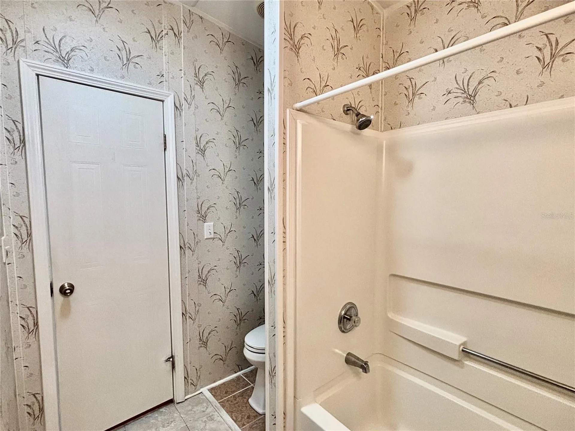136 Americana Court NE St Petersburg FL 33702