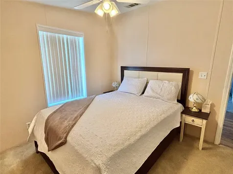 136 Americana Court NE St Petersburg FL 33702