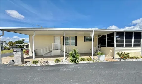 136 Americana Court NE St Petersburg FL 33702