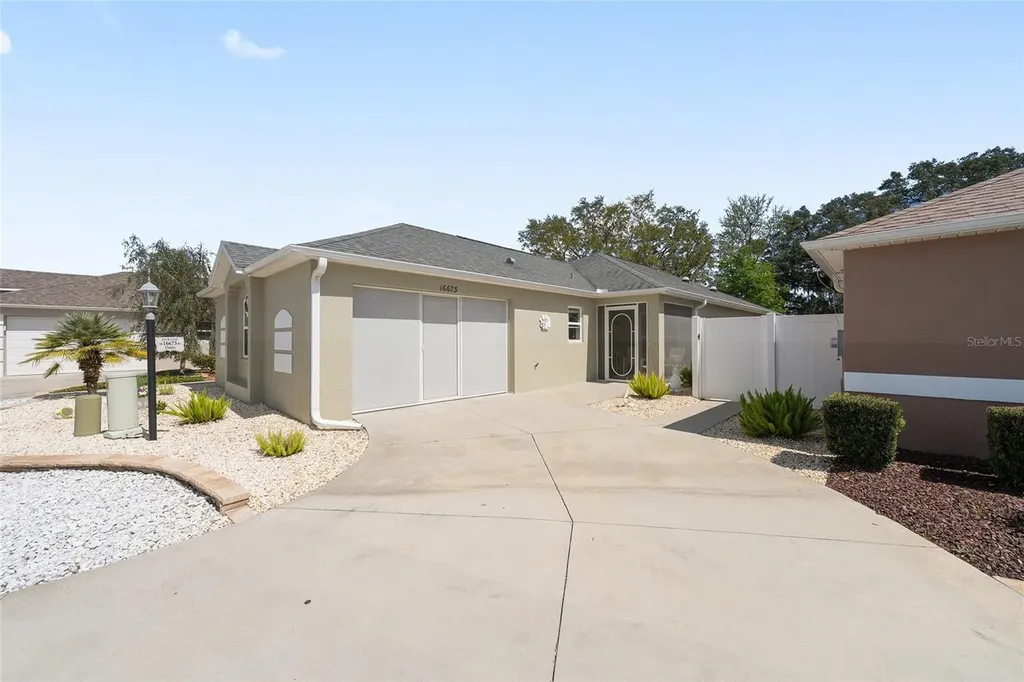 16673 SE 92nd Stokes Court The Villages FL 32162