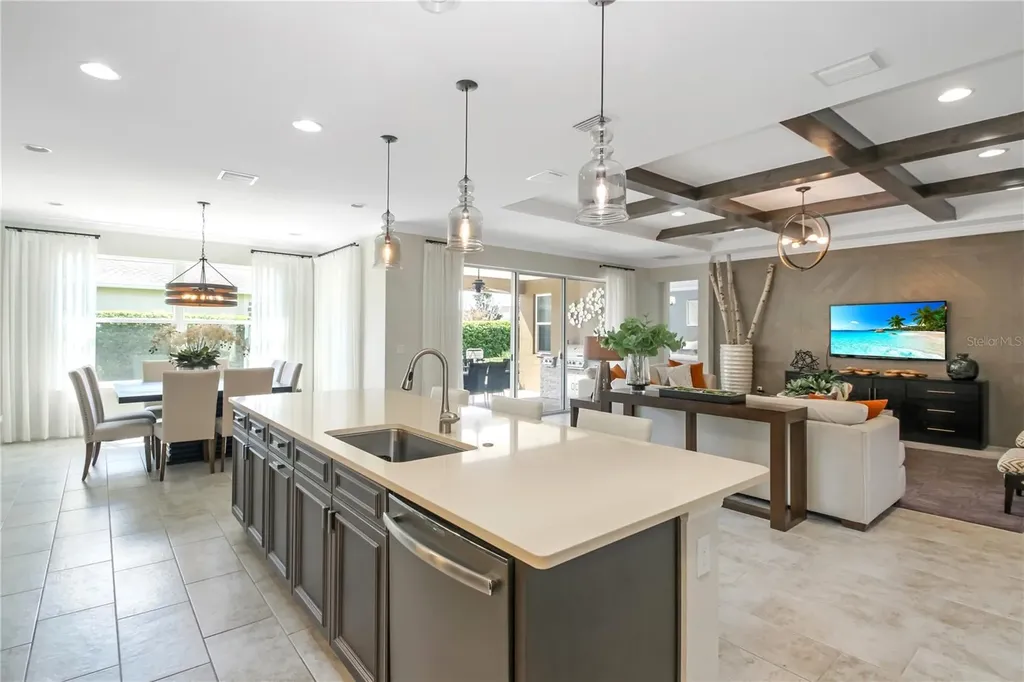 138 Old Moss Circle Deland FL 32724