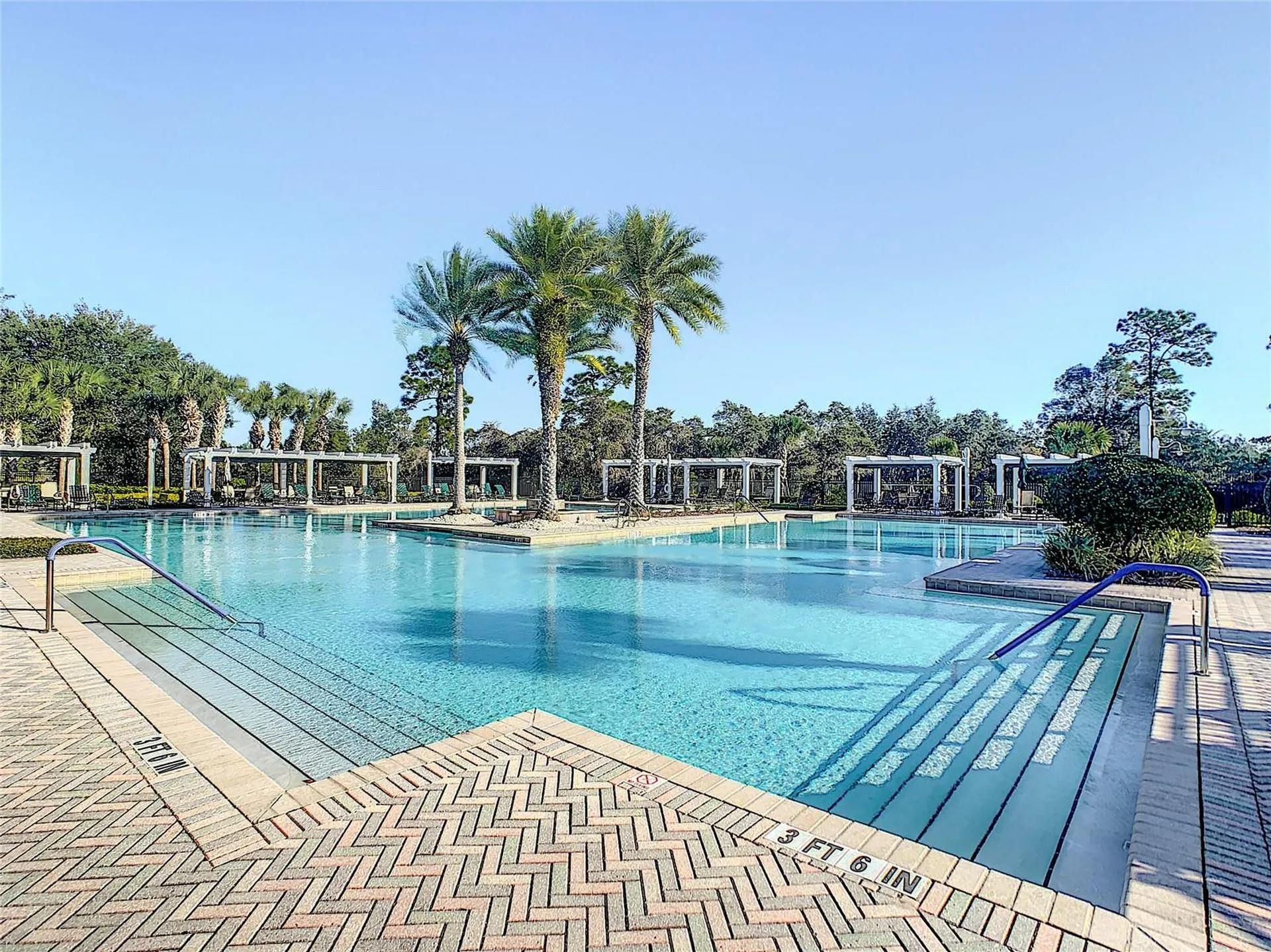 138 Old Moss Circle Deland FL 32724