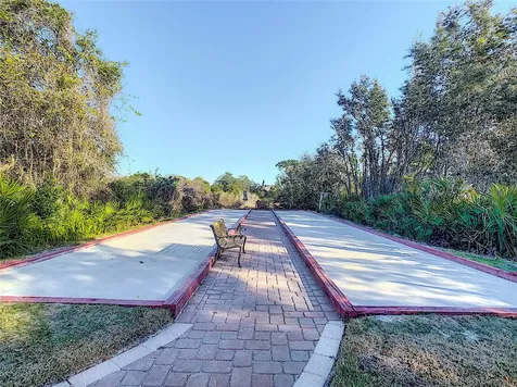 138 Old Moss Circle Deland FL 32724