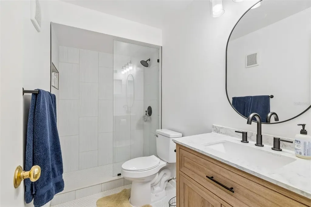9785 86th Avenue Seminole FL 33777
