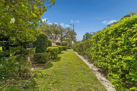9785 86th Avenue Seminole FL 33777
