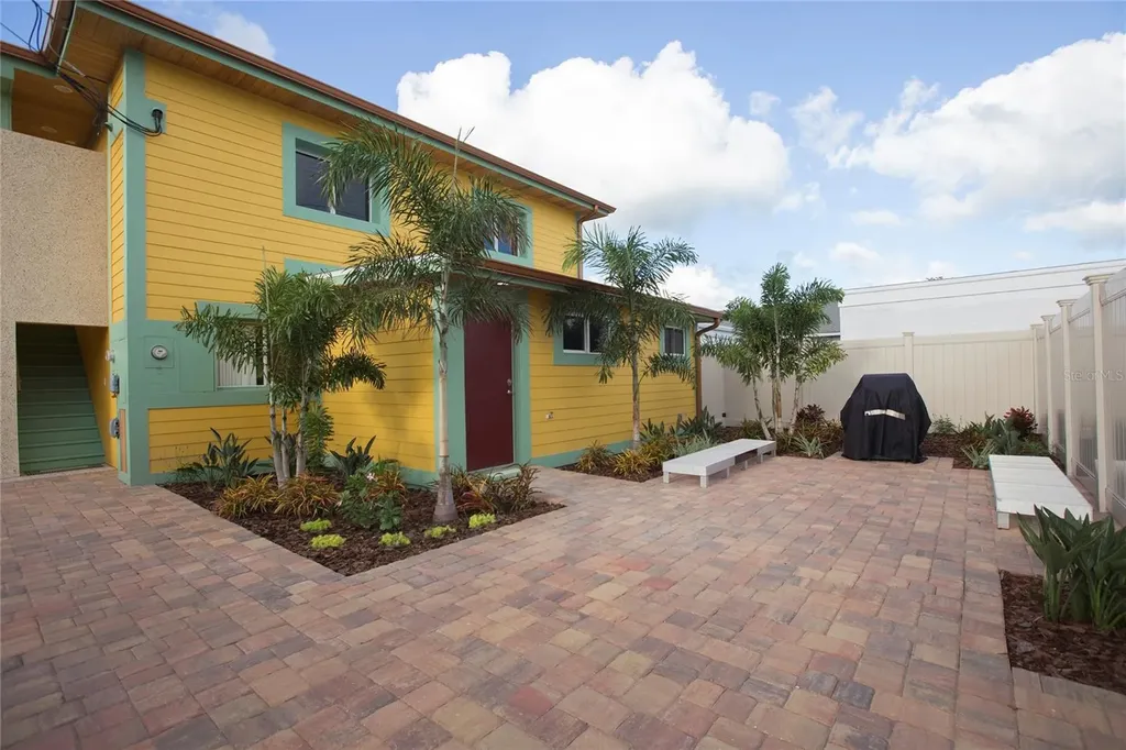 472 N Causeway New Smyrna Beach FL 32169